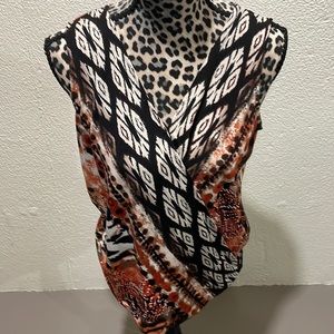 Very cute sleeveless tank top with v-neck